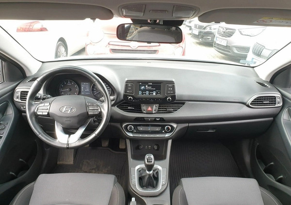 Hyundai I30 cena 38800 przebieg: 169980, rok produkcji 2017 z Swarzędz małe 326
